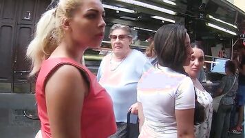 TETTONA AL MERCATO... con Mamy....