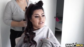 BANGBROS - Exclusivo Detrás De Las Escenas Vid Con Lil D y GRASA Sofia Rose