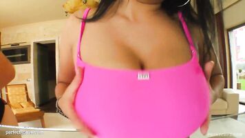 Georgiana & Jasmine enorme tit hottie hardcore porno escena de Primecups