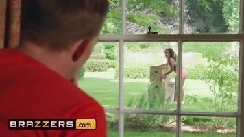 Brazzers-Vecino Oscuro Kiki Minaj Ama Culo Follando